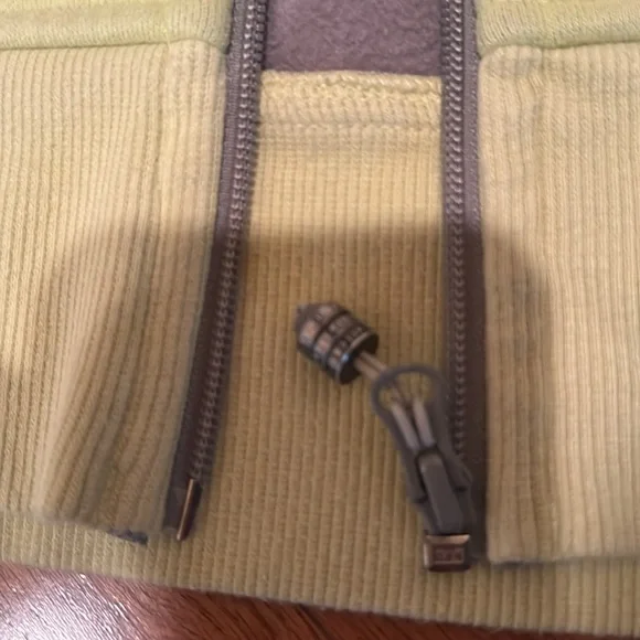 Jacket - Picture 2 of 4